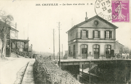 Sur le coteau nord, la gare rive-droite (ligne Saint Lazare-Versailles) est construite en pont. (coll. part.)