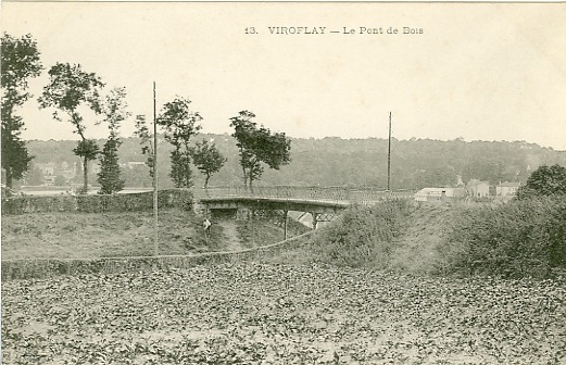 Une autre vue du pont de Bois, maintenant pont des Marais, avec Viroflay en arrière-plan. (coll. part.)