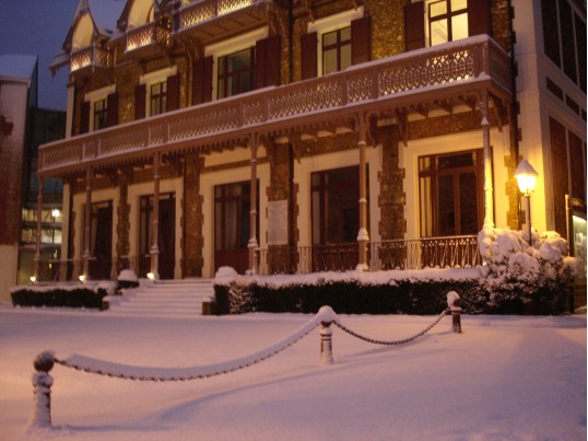 Arrière de l’Hôtel de Morny. Cliché J. Larour décembre 2010.