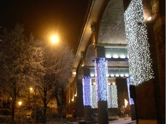 Illumination des Arcades. Cliché J. Larour décembre 2010