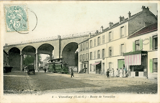 Belle vue des arcades et de la boucherie du viaduc (maison F. Dordoigne). CPA coloriée (coll. part.)