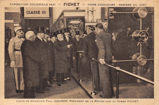 Obligations protocolaires : visite de l’exposition coloniale en 1931