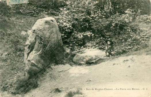 La Pierre aux Moines. CPA collection Bois de Meudon-Clamart n° 2776, G.I. éditeur, circulée 25 sept 1906, dos divisé. (collection particulière)